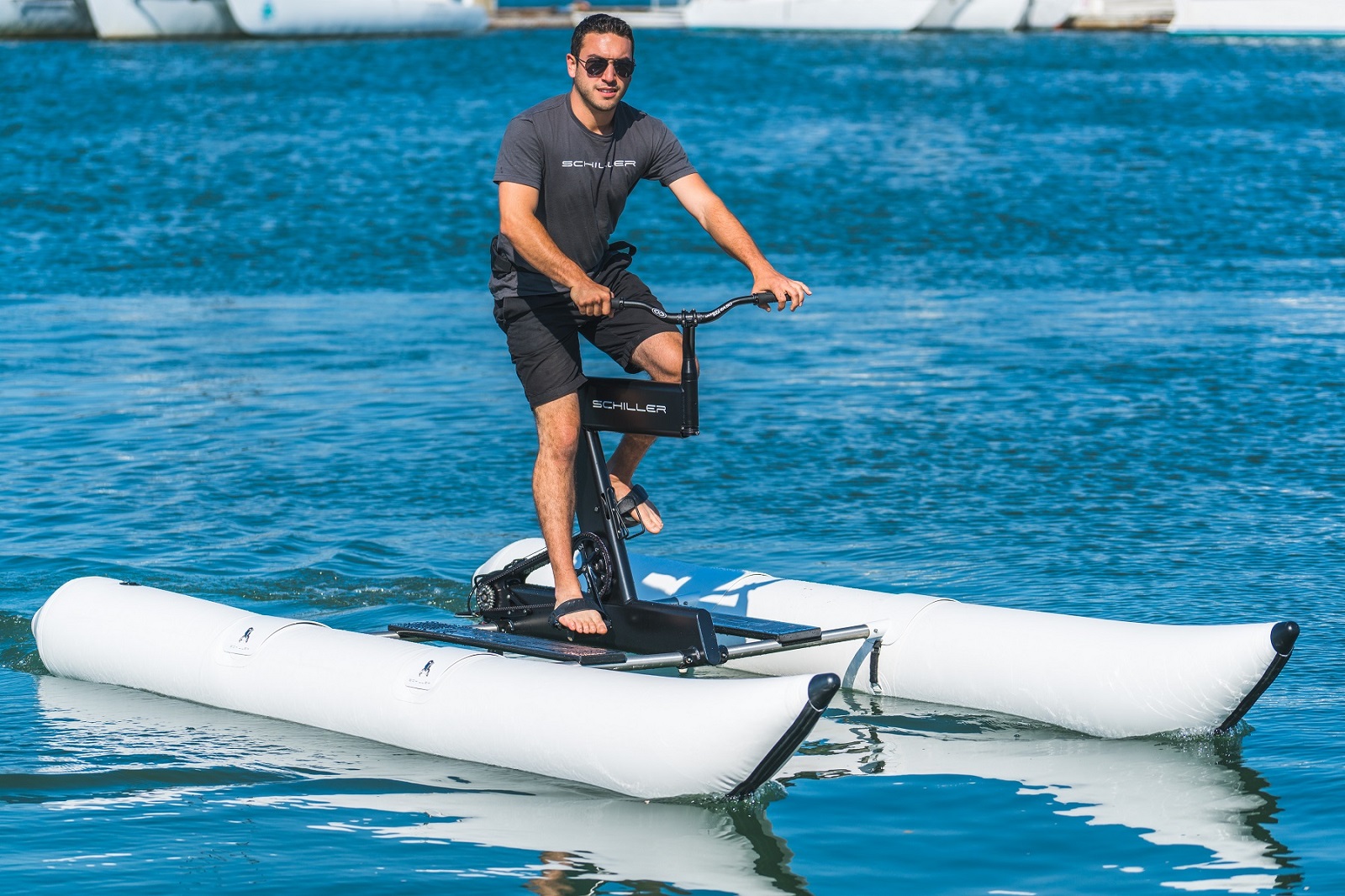 Water bike. Водный велосипед Schiller. Водный велосипед Schiller x1. Велокатамаран Schiller. Schiller лодка.